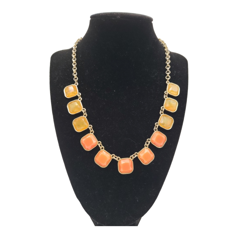 Statement Necklace in Coral/Autumn Brown OS Goldtone Hardware